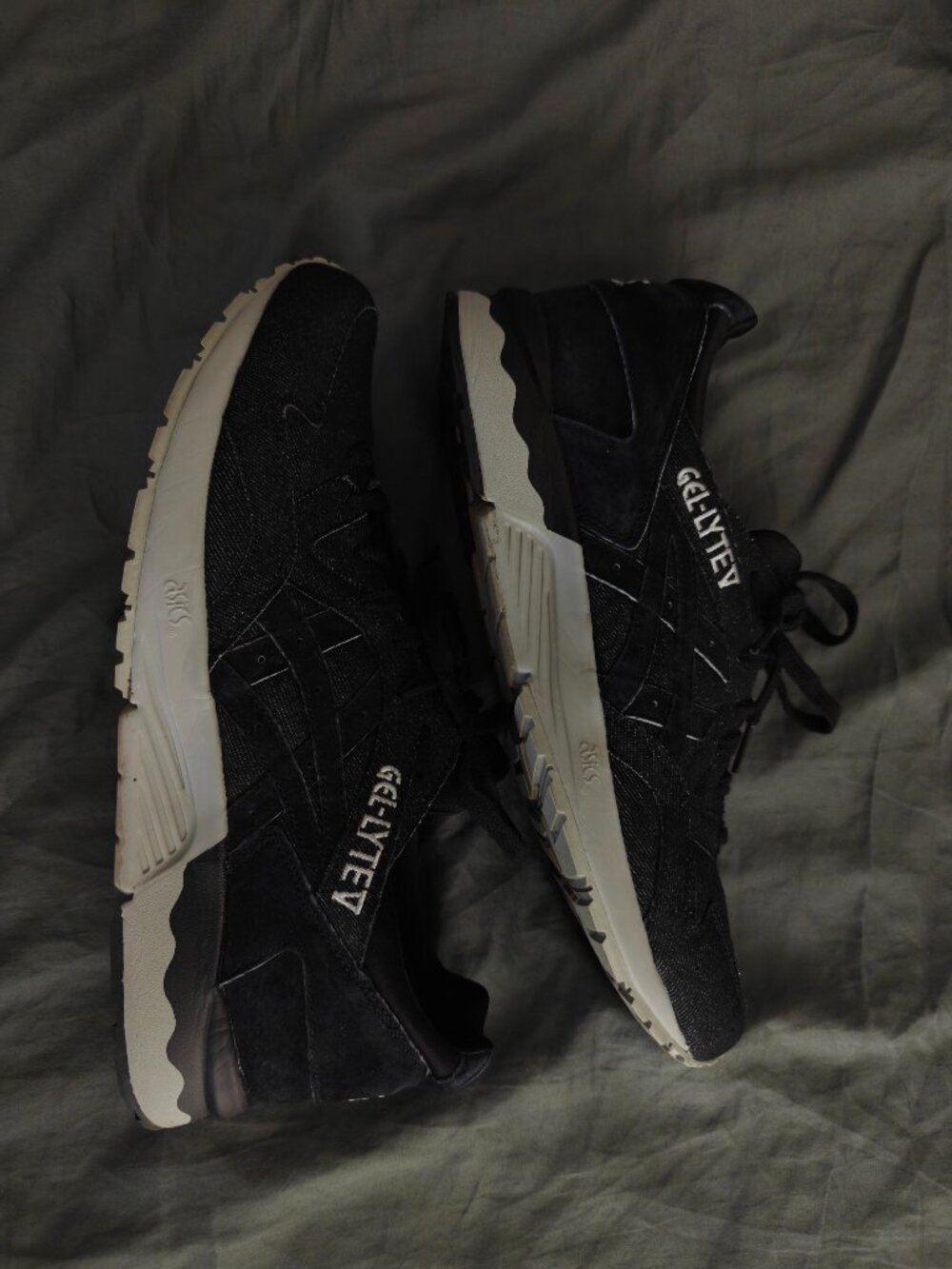 ASICS Gel-Lyte V Men's Sneakers – Black Denim/Grey – Size US 13